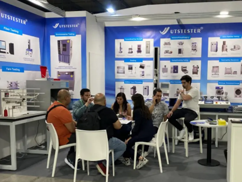 Exhibition402_05