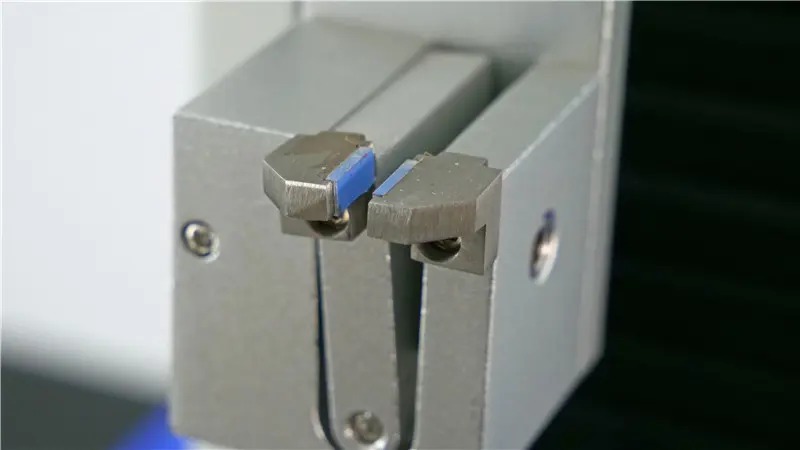 sample grips