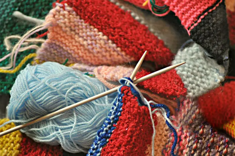 KNITTED FABRIC